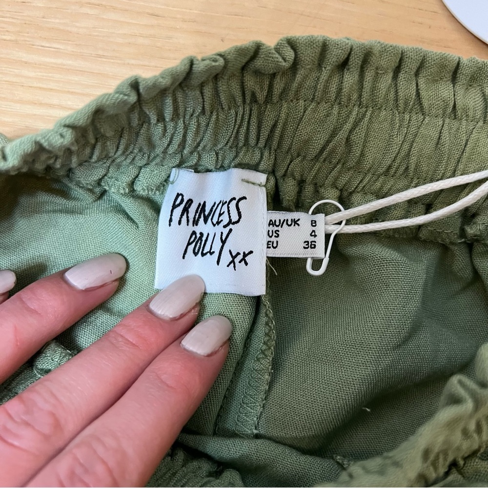 PRINCESS POLLY Sage Green Lounge / Linen Shorts